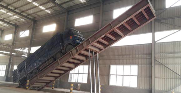 后翻式液压卸车